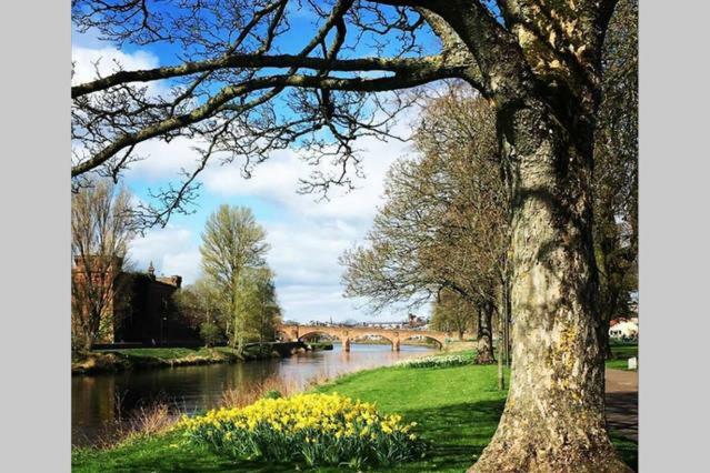 Central Dumfries Dış mekan fotoğraf